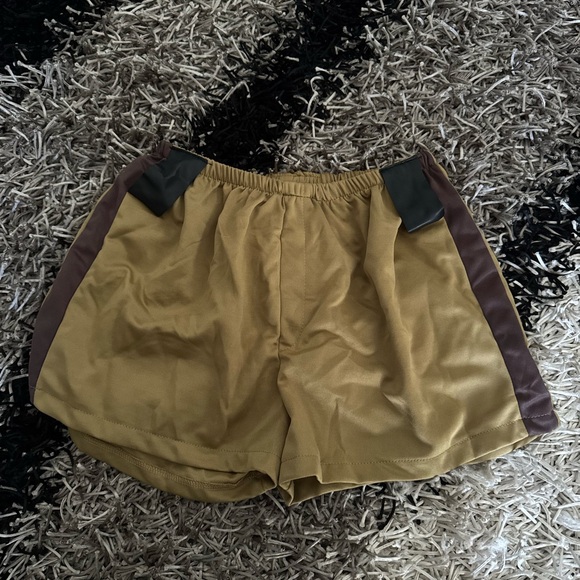 Spirit Halloween Brown Sergeant Costume - Picture 4 of 6